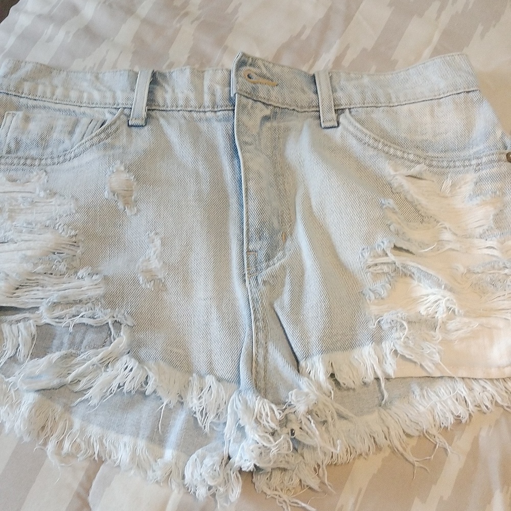 PISTOLA Distressed Denim Cutoff Shorts Light Wash Size 29